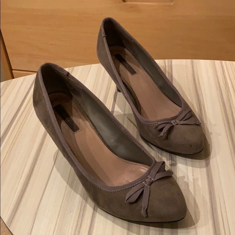 Zara Grey Heels (Size 39)
